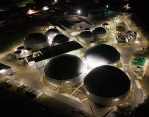 Biometanownia w Głąbowie nocą – realizacja PROEKO BIOGAS